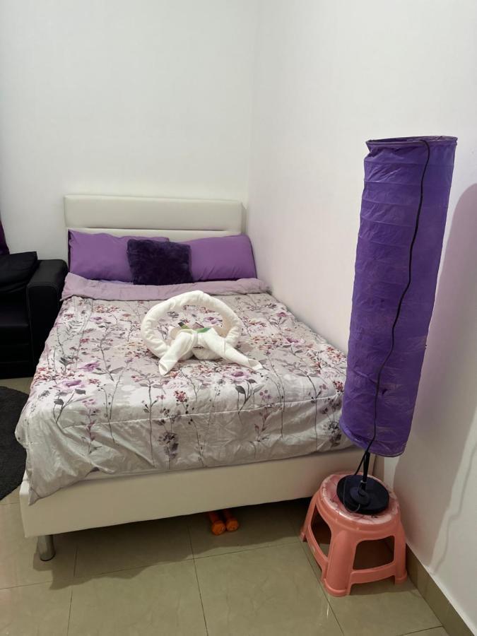 The Purple Place Appartement Abu Dhabi Buitenkant foto