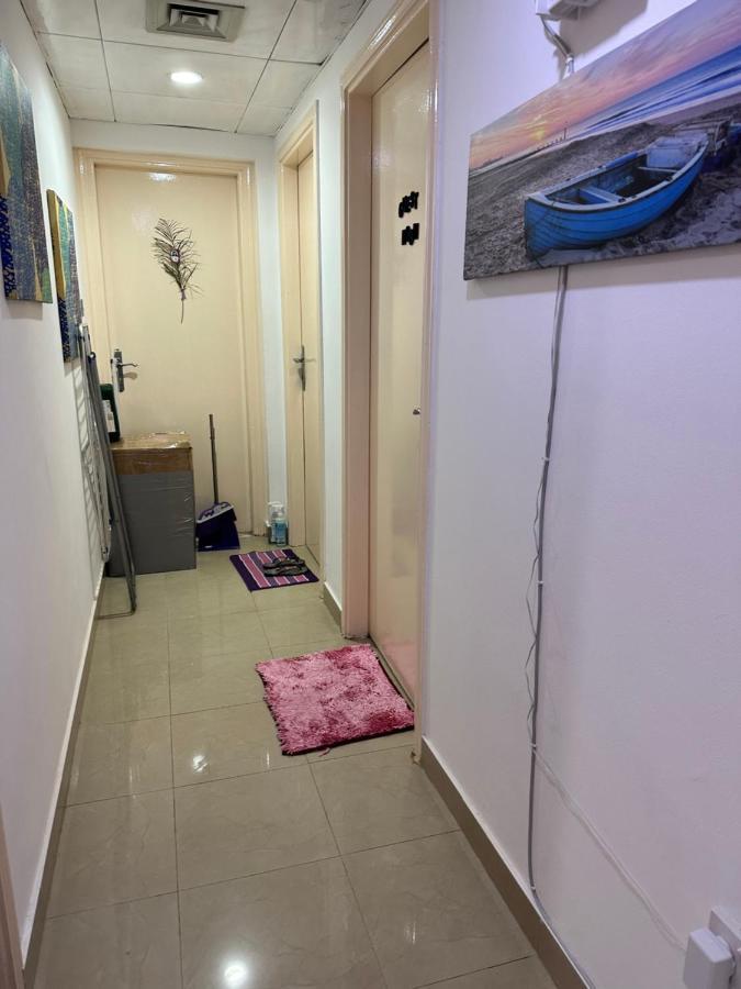 The Purple Place Appartement Abu Dhabi Buitenkant foto