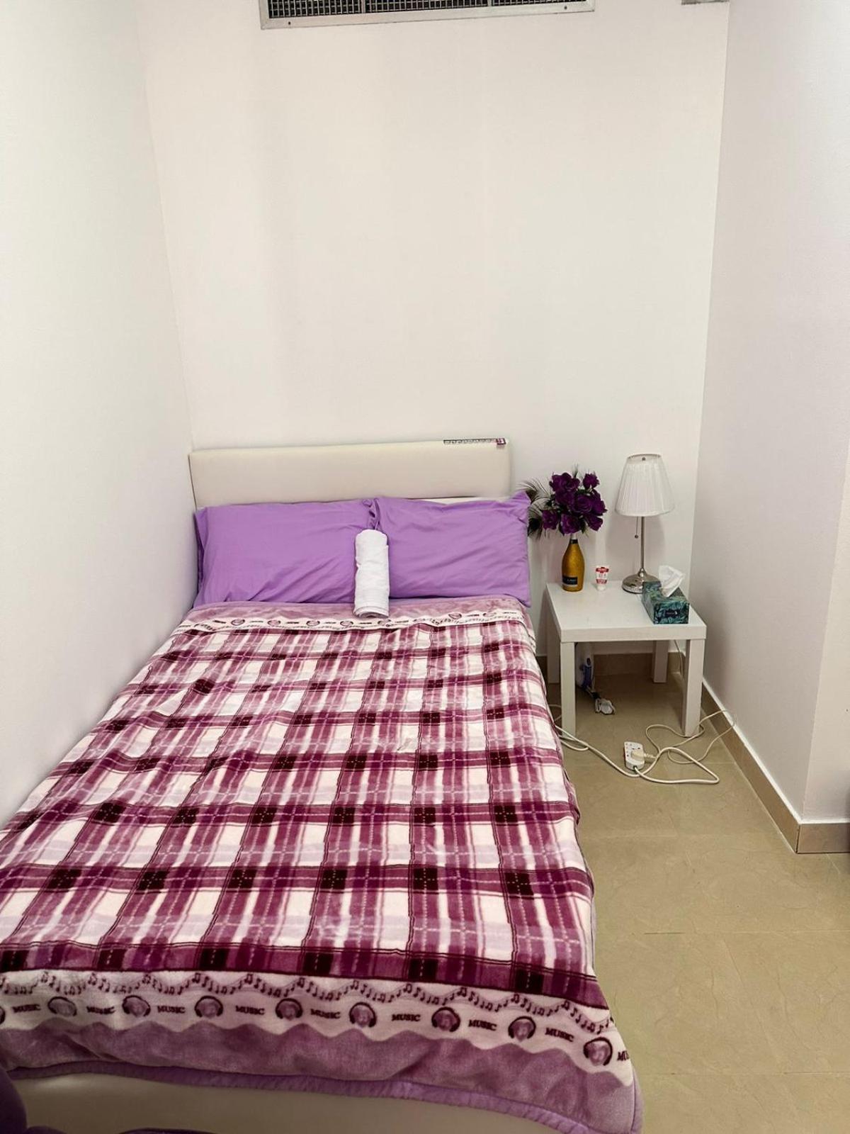 The Purple Place Appartement Abu Dhabi Buitenkant foto