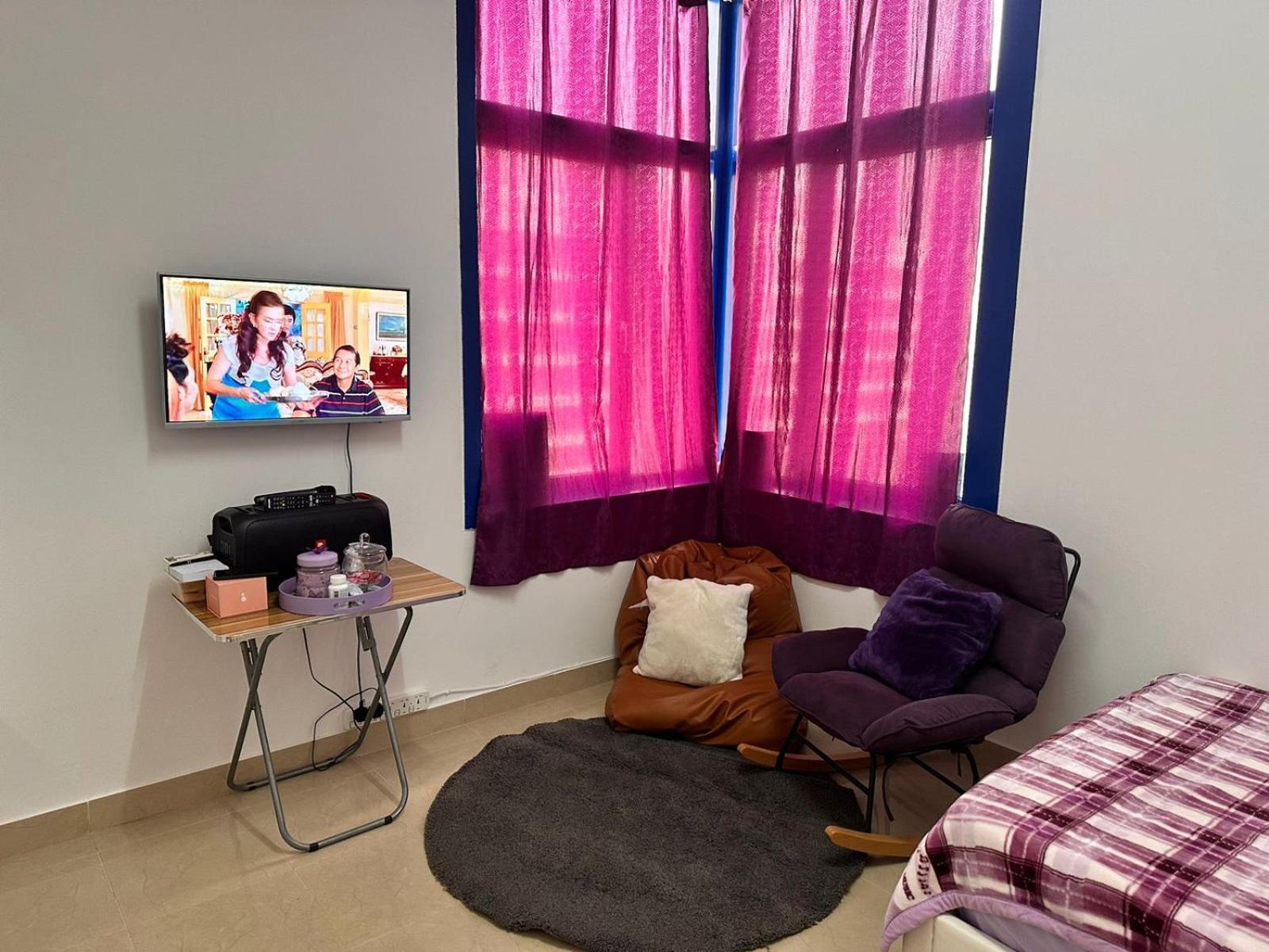 The Purple Place Appartement Abu Dhabi Buitenkant foto